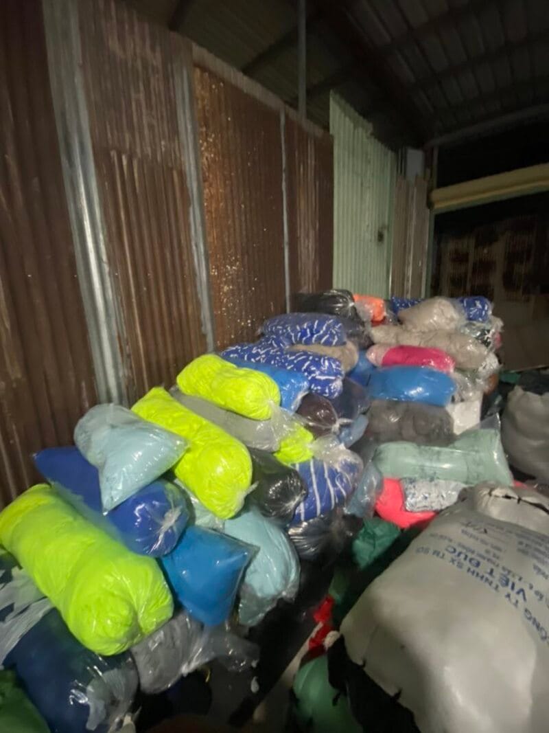 Thu mua vải poly 2c hàng khúc 