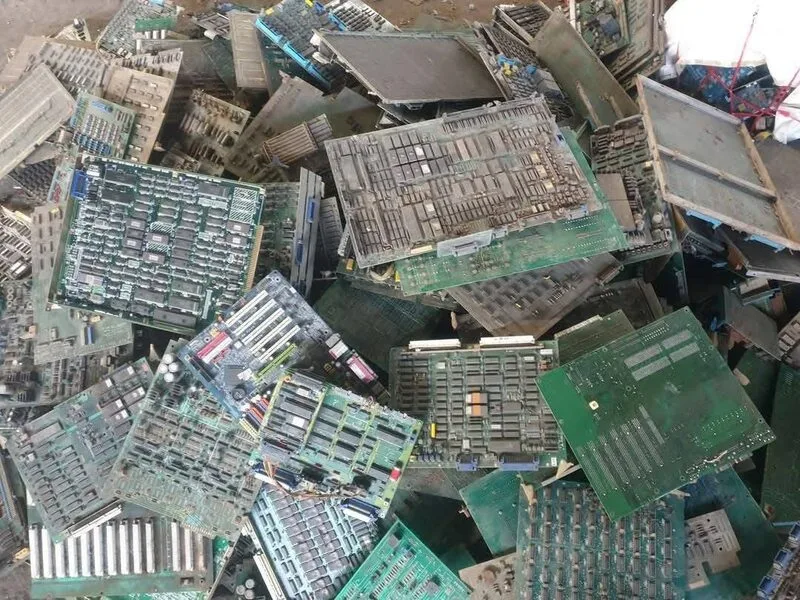 Phế Liệu Sao Việt 11