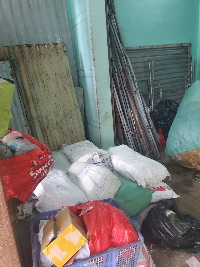 hình ảnh thu mua phế liệu thực tế tại Tiền Giang