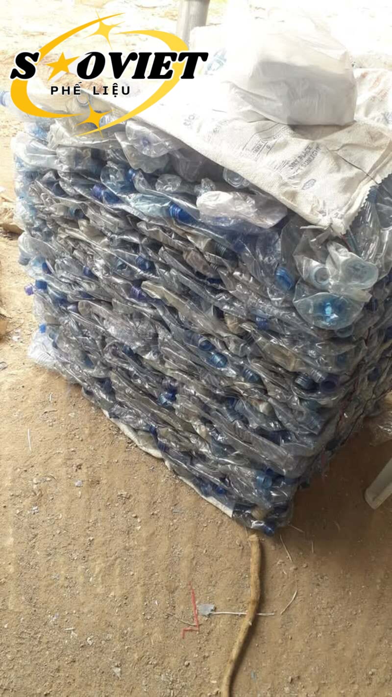 Phế liệu Sao Việt cam kết thu mua giá cao, cân đo minh bạch và phân loại chuẩn xác ngay tại nguồn.