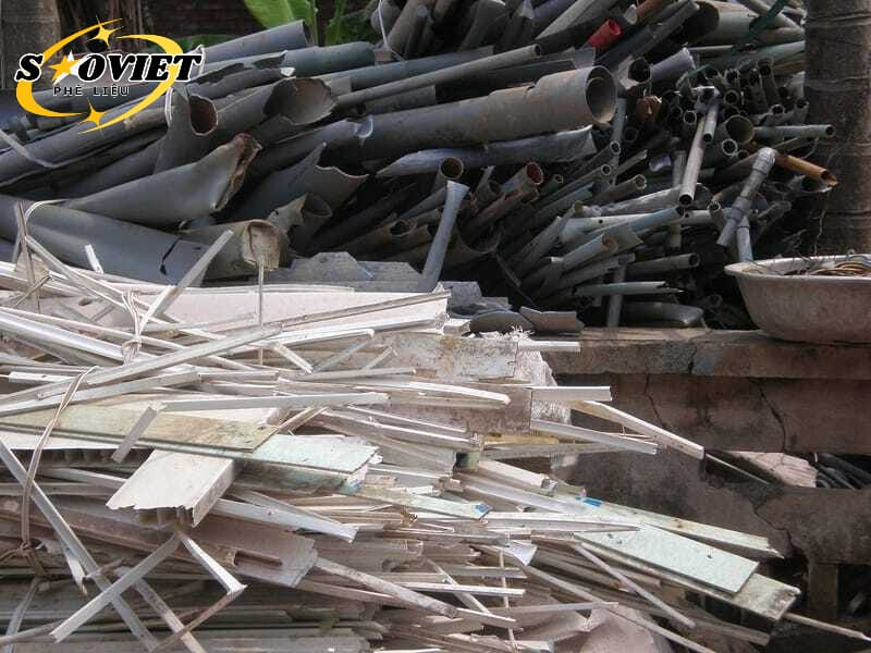 Nhựa PE phế liệu (tên đầy đủ là Polyethylene) là tất cả các sản phẩm nhựa Polyethylene đã qua sử dụng