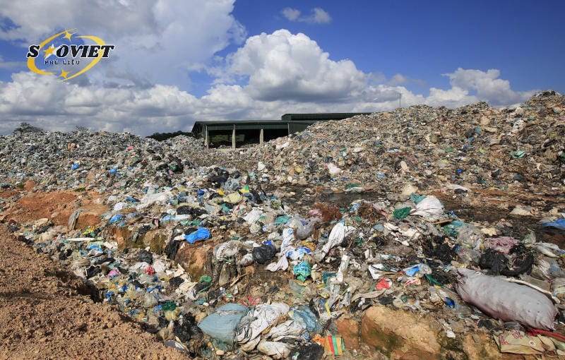 Chất thải là vật chất ở thể rắn, lỏng, khí hoặc dạng khác được thải ra