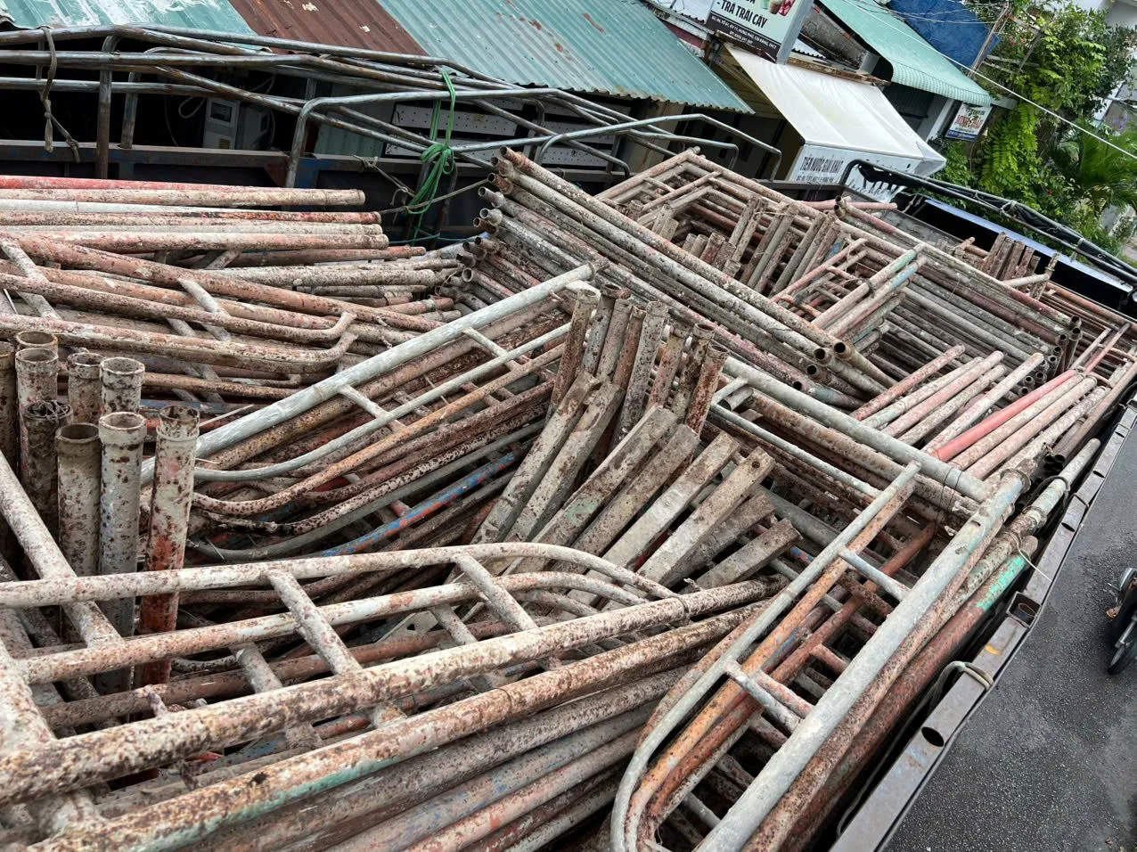 Phế Liệu Sao Việt 25